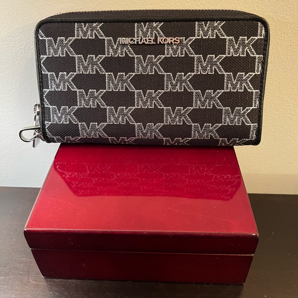 NWT Michael Kors Bags Michael Kors Jet Set Travel Wallet Phone Case - Picture 5 of 7